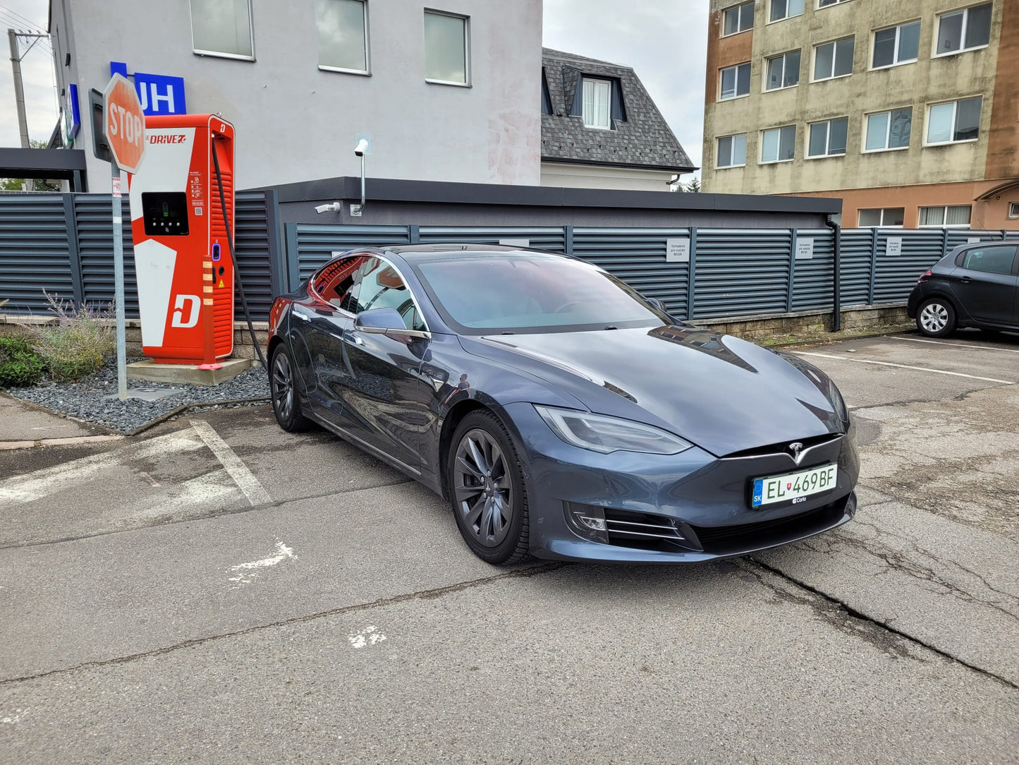 Tesla Model S 100D AWD