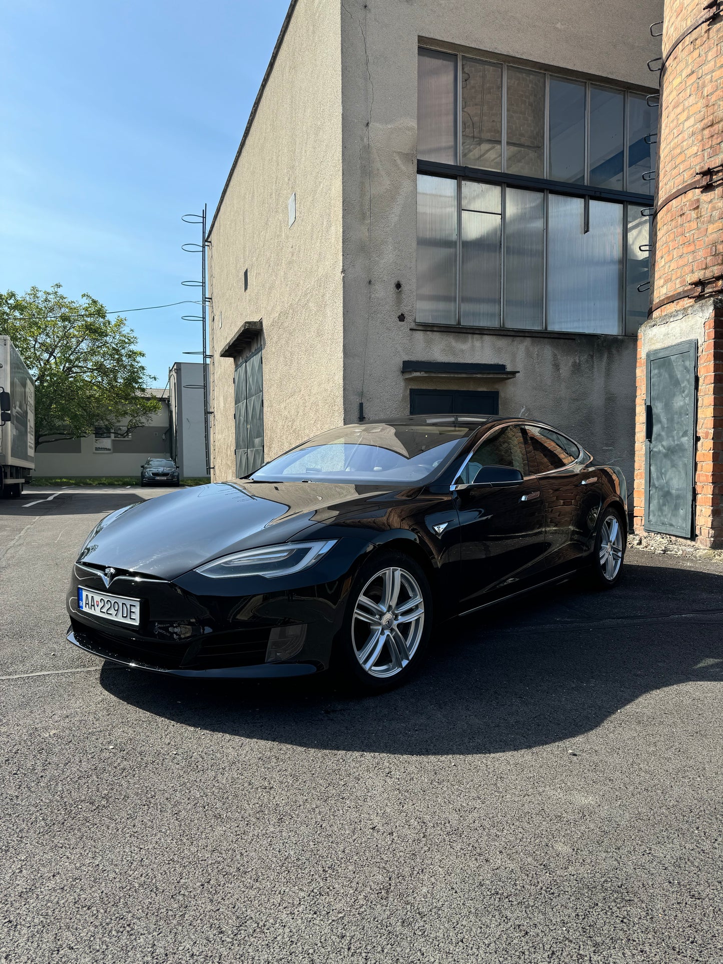 Tesla Model S 75D AWD