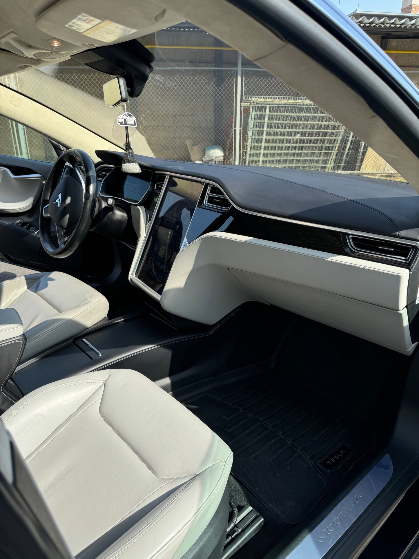 Tesla Model S 75D AWD