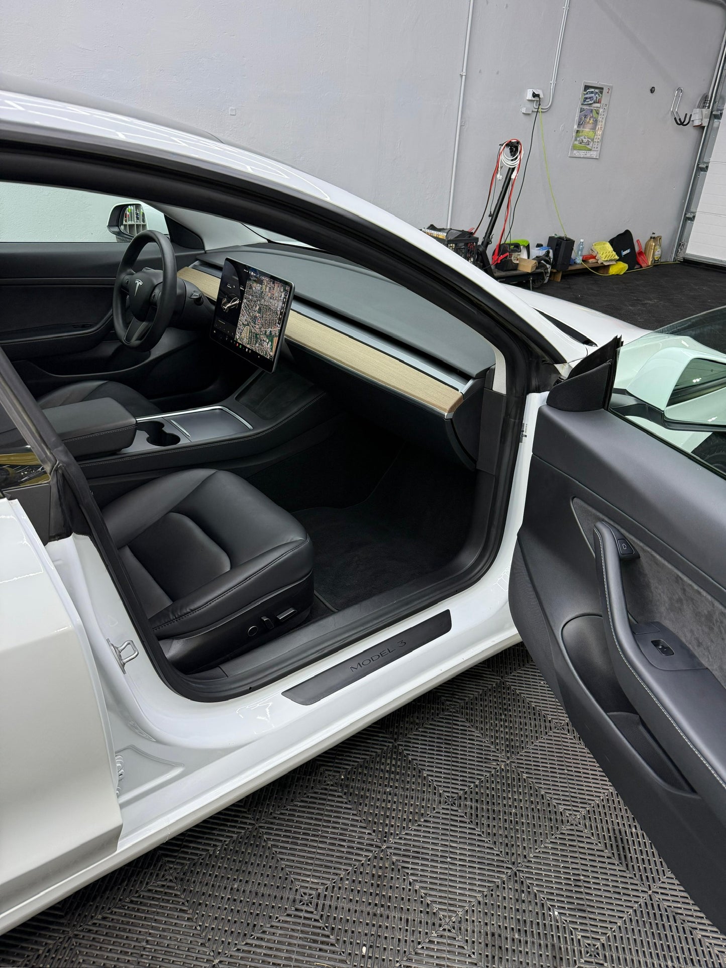 Tesla Model 3 SR+ rv2022 !