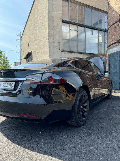 Tesla Model S 100D AWD