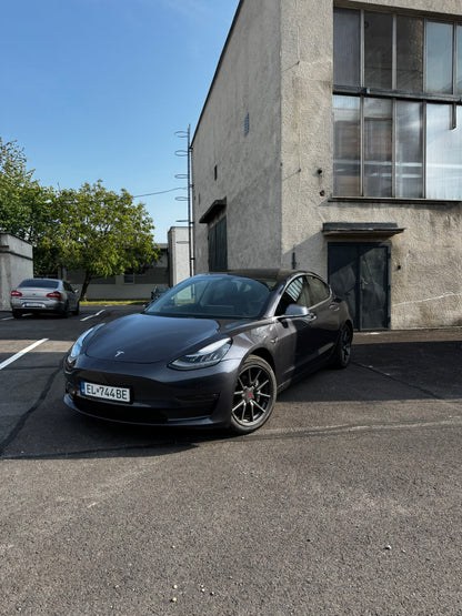 Tesla Model 3 LR AWD